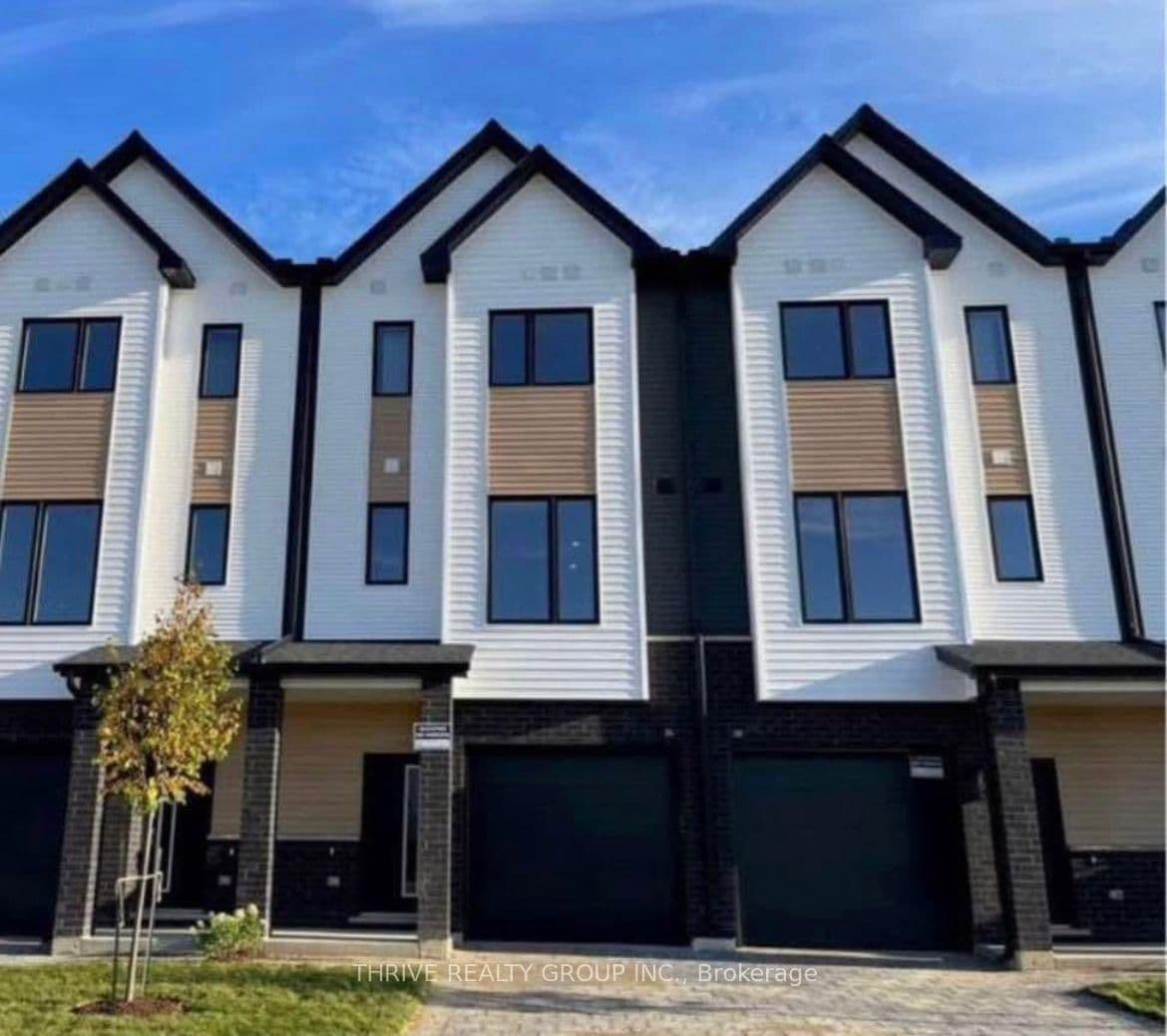 1595 Capri Crescent, Unit 22