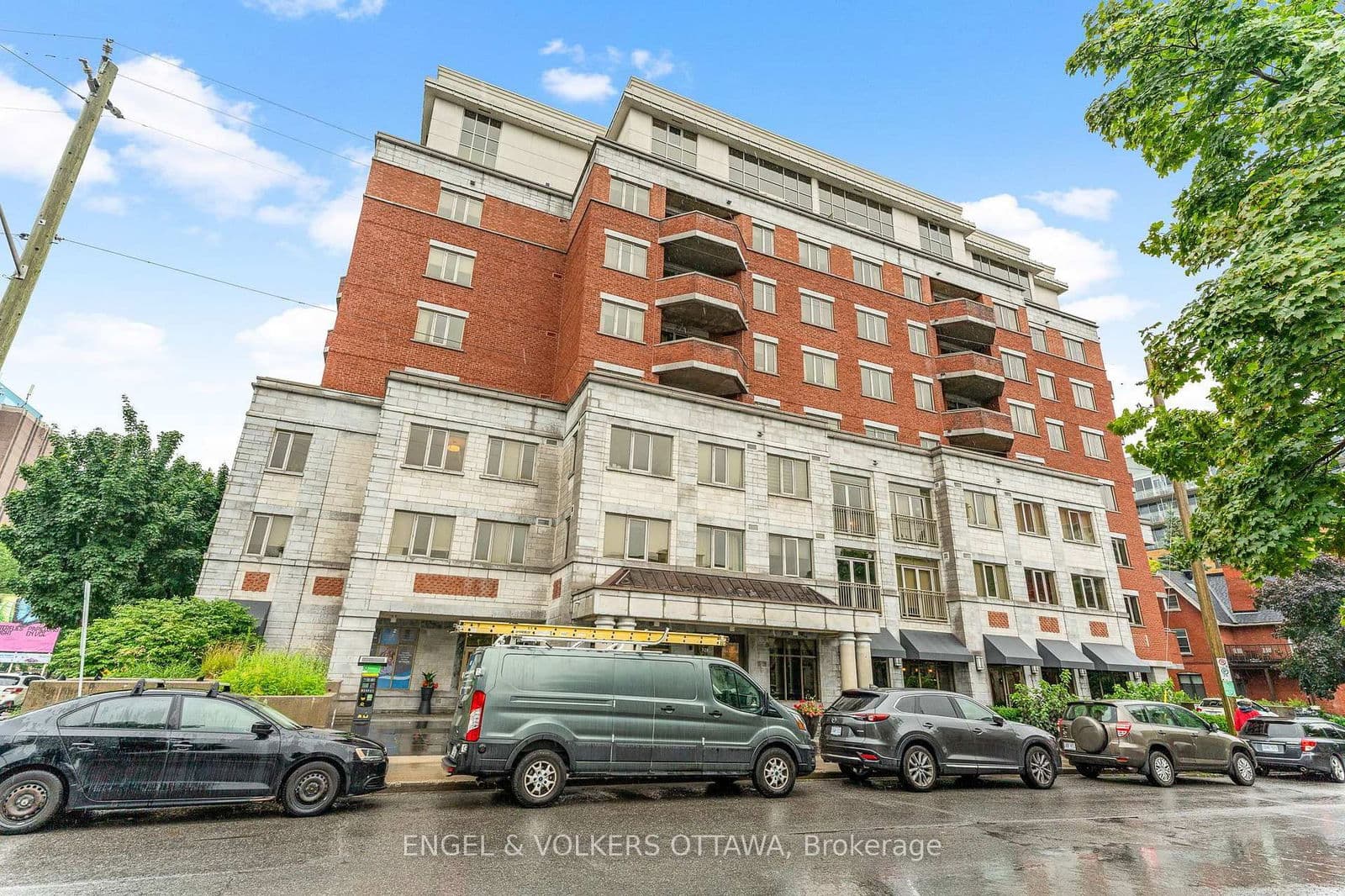 320 Mcleod Street, Unit 102