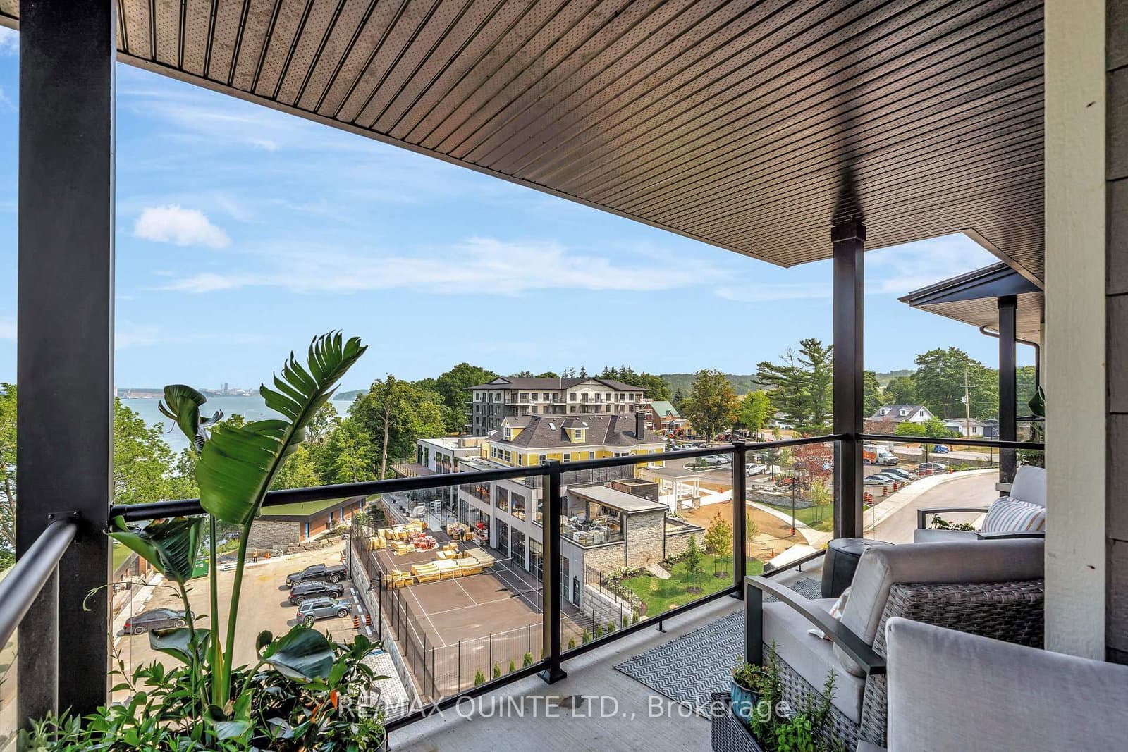 #509 - 17 Cleave Avenue