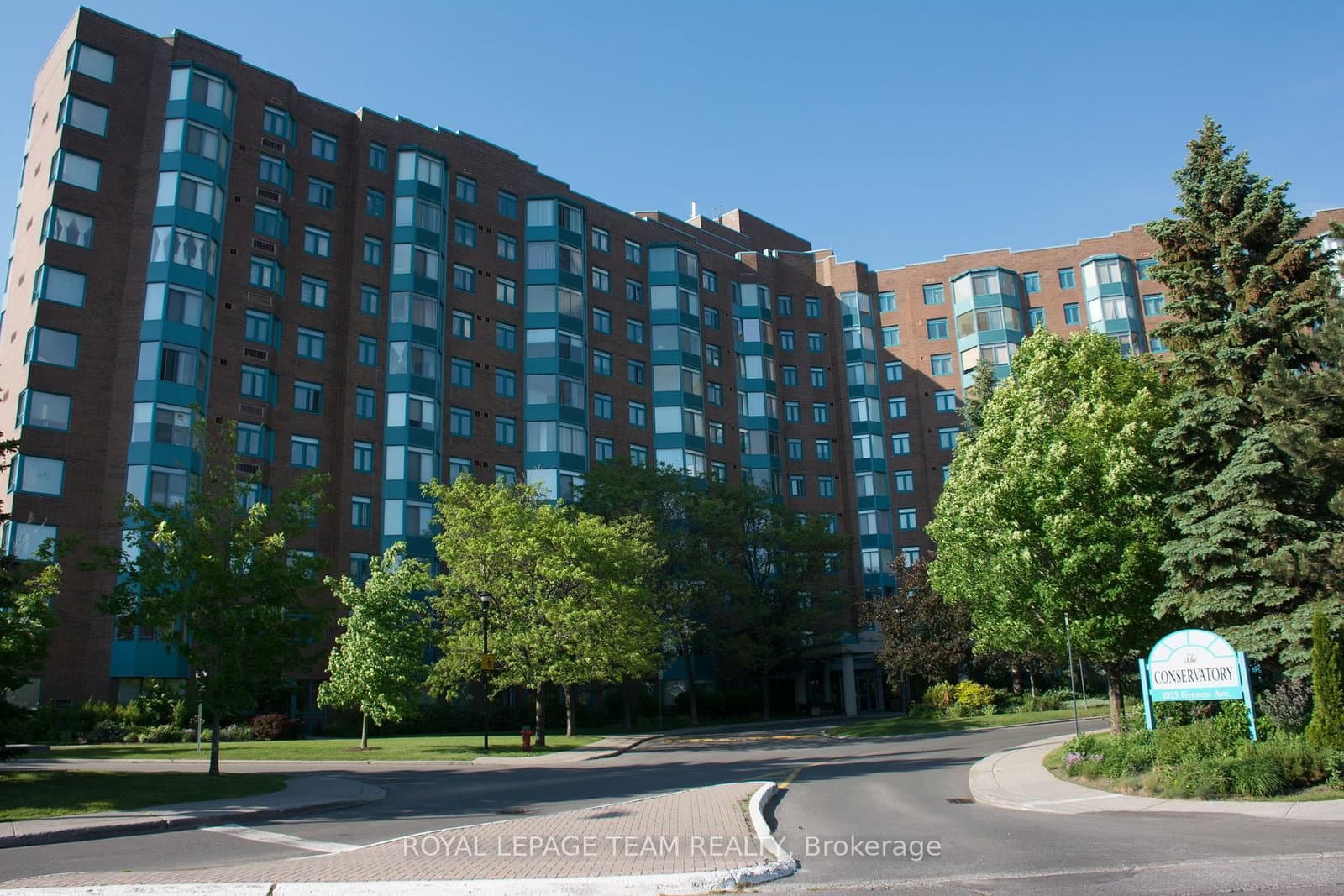 1025 Grenon Avenue, Unit 209
