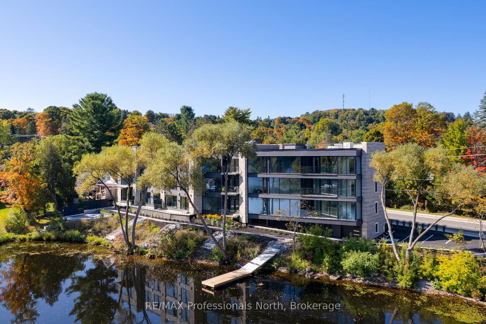 32 Brunel Road, Unit 105