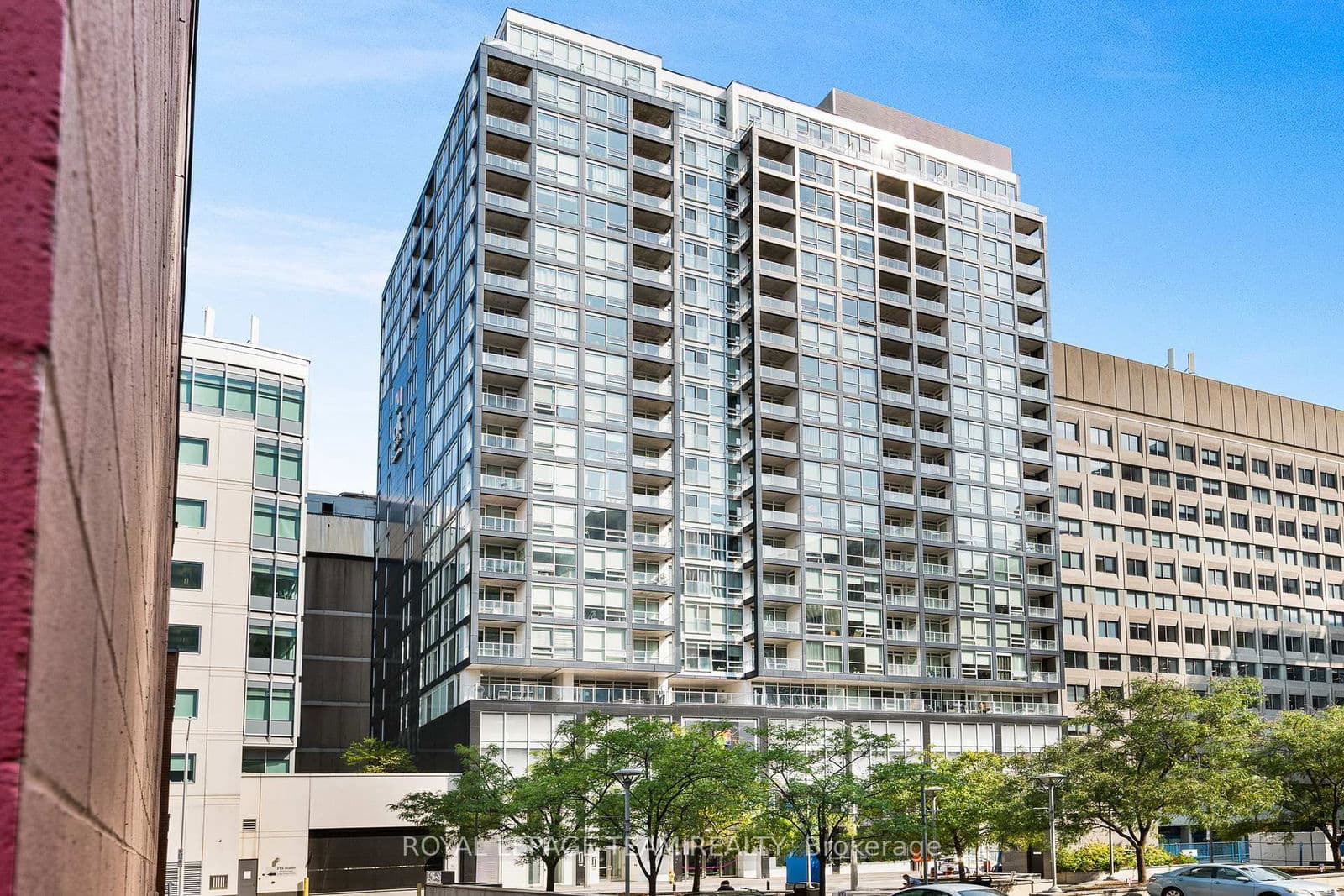 #2103 - 199 Slater Street