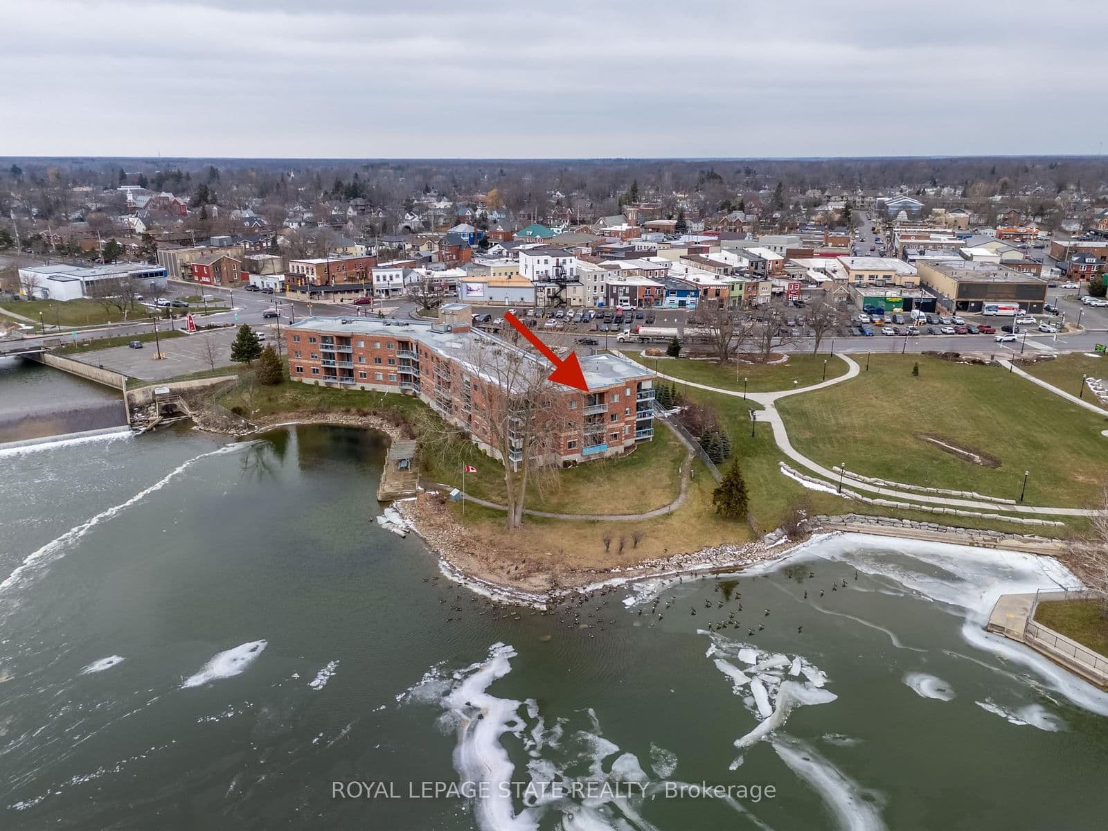 #309 - 210 Main Street E