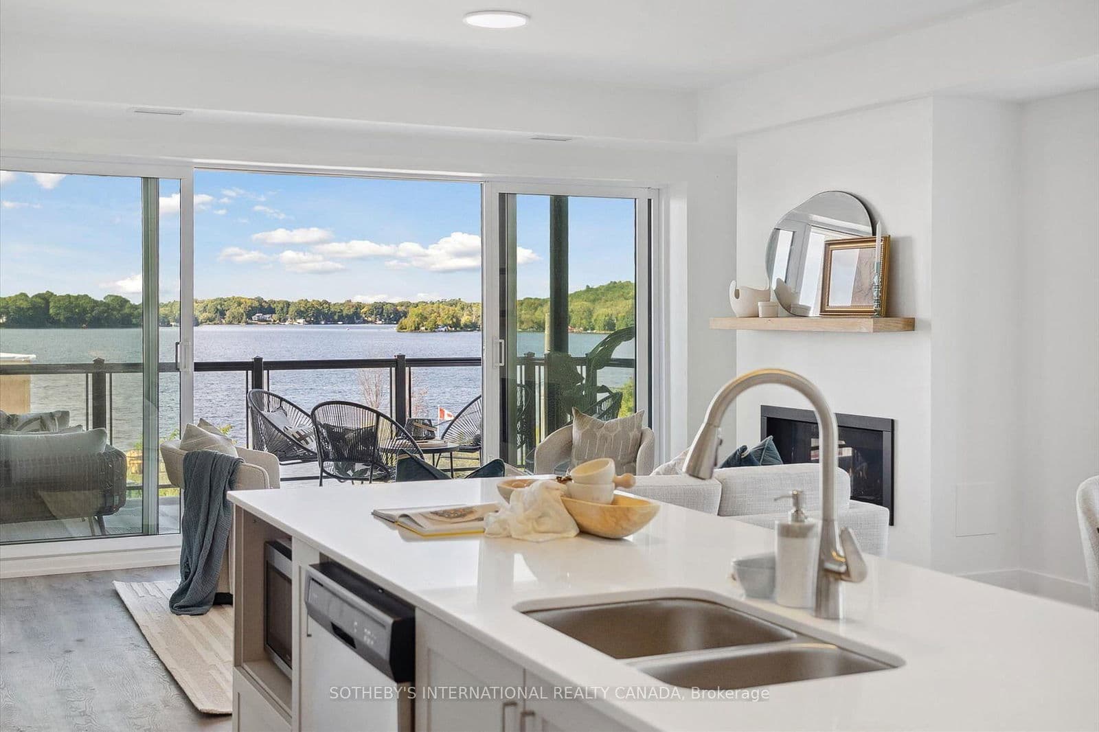 19B West Street N, Unit 308