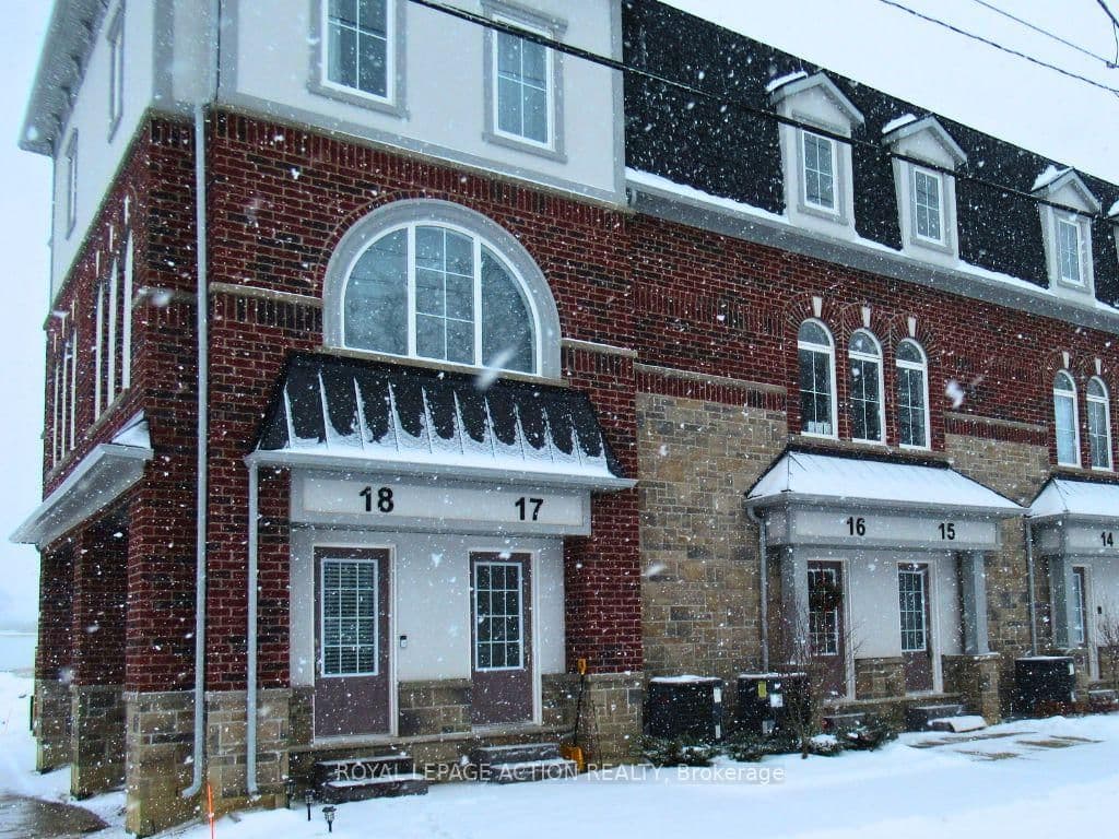 #18 - 677 Park Road N