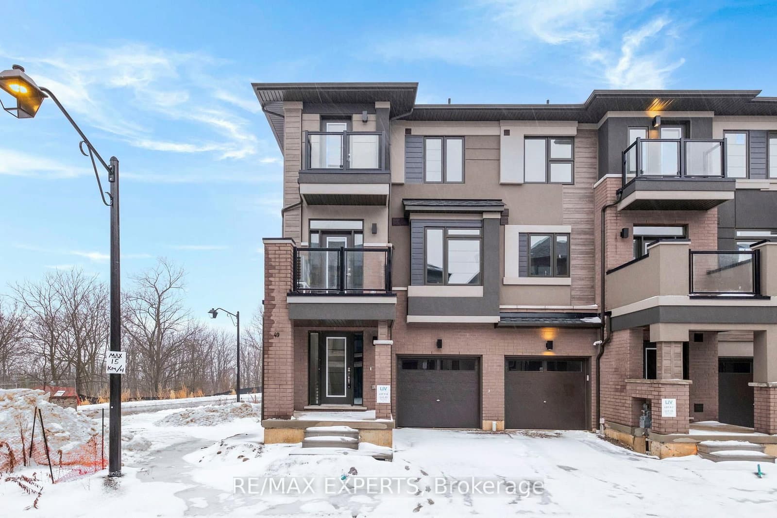 660 Colborne Street W, Unit 49