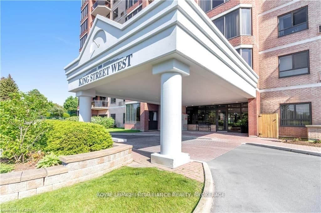 #305 - 1000 King Street W