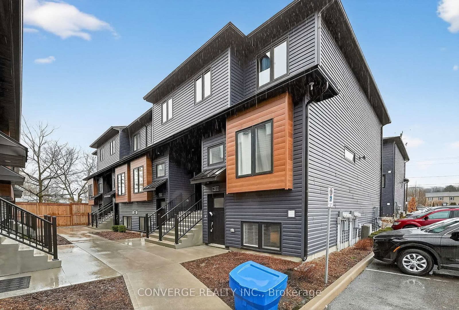 781 Clare Avenue, Unit 222