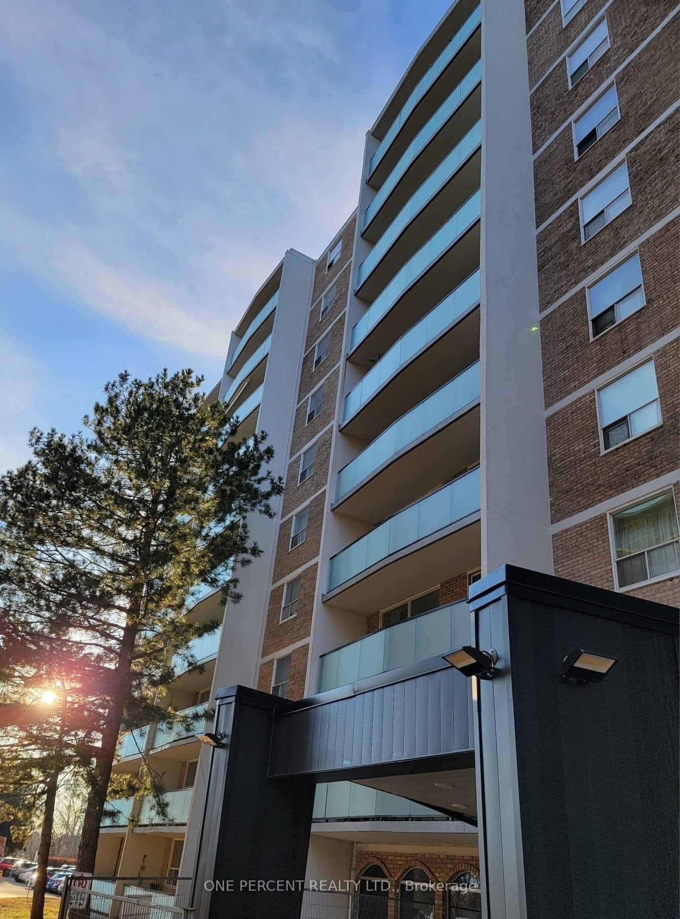 #1002 - 359 Geneva Street