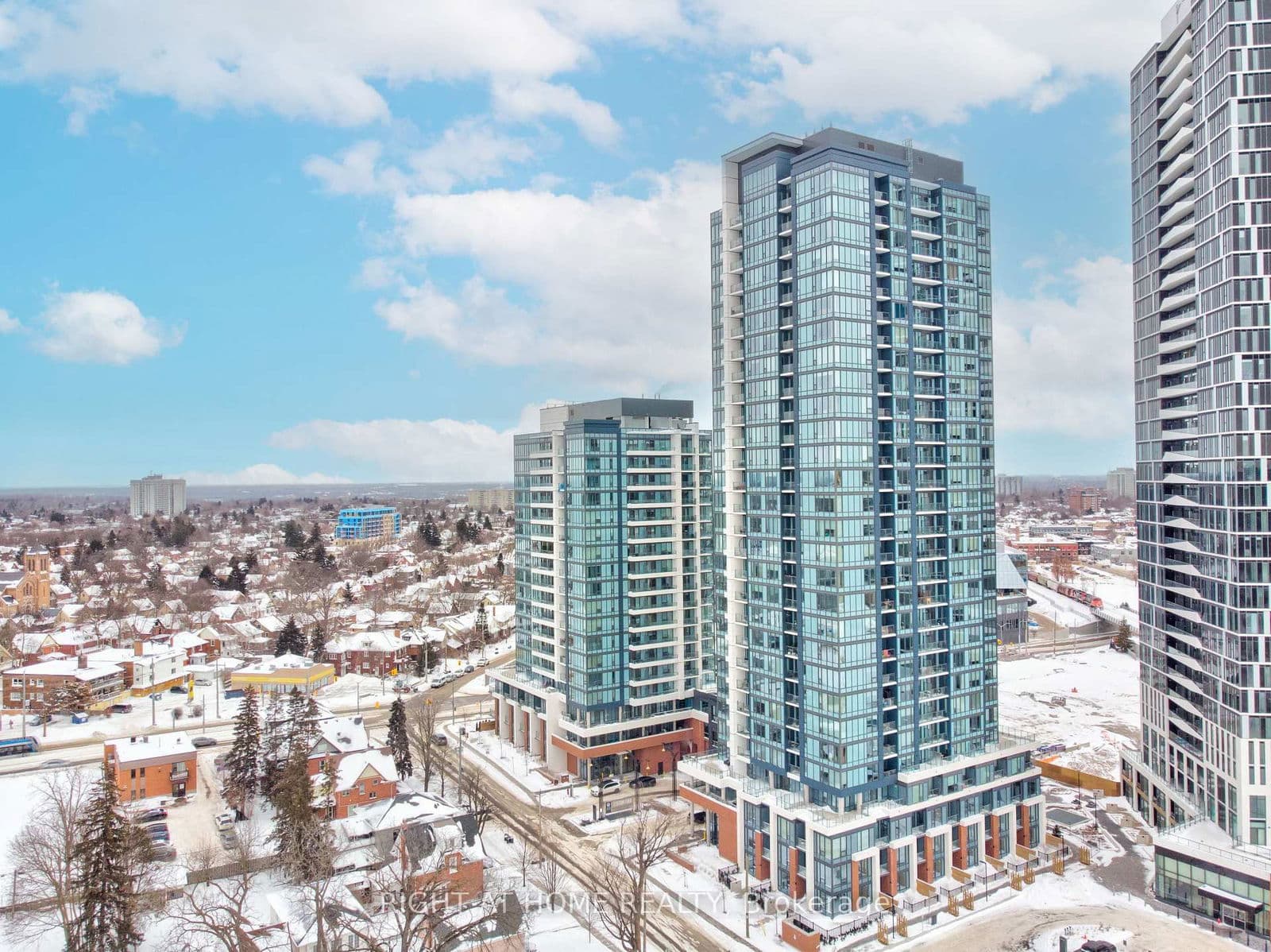 15 Wellington Street S, Unit 2905