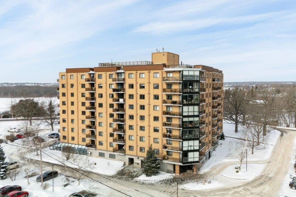 120 Barrett Court, Unit 211