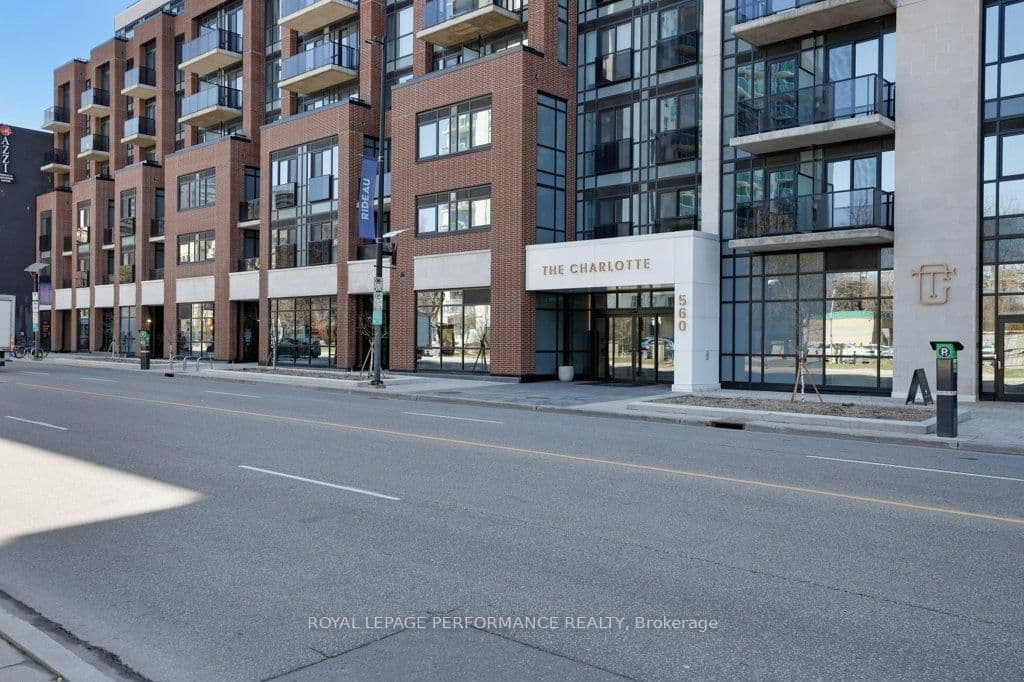 #517 - 560 Rideau Street