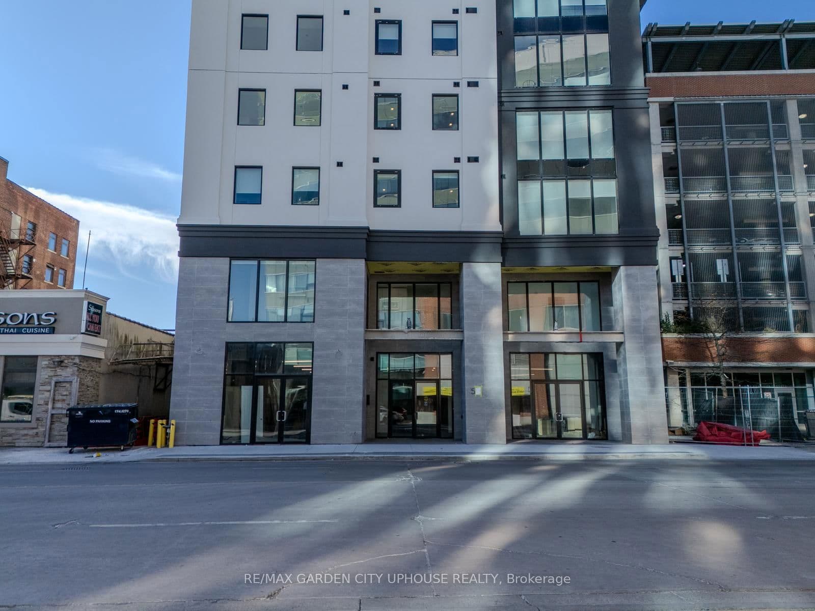 57 CARLISLE Street, Unit 911