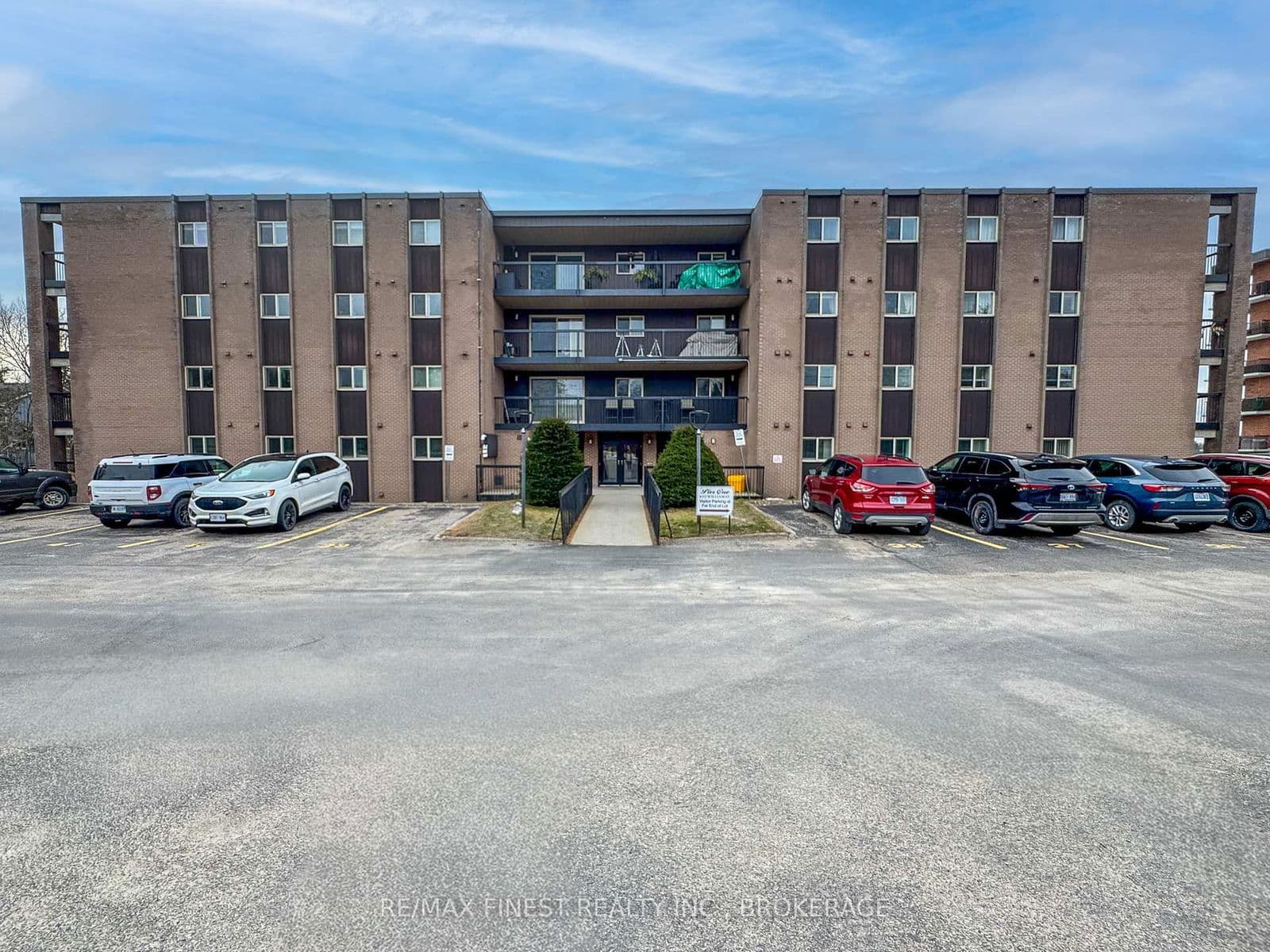 #601 - 610 William Street