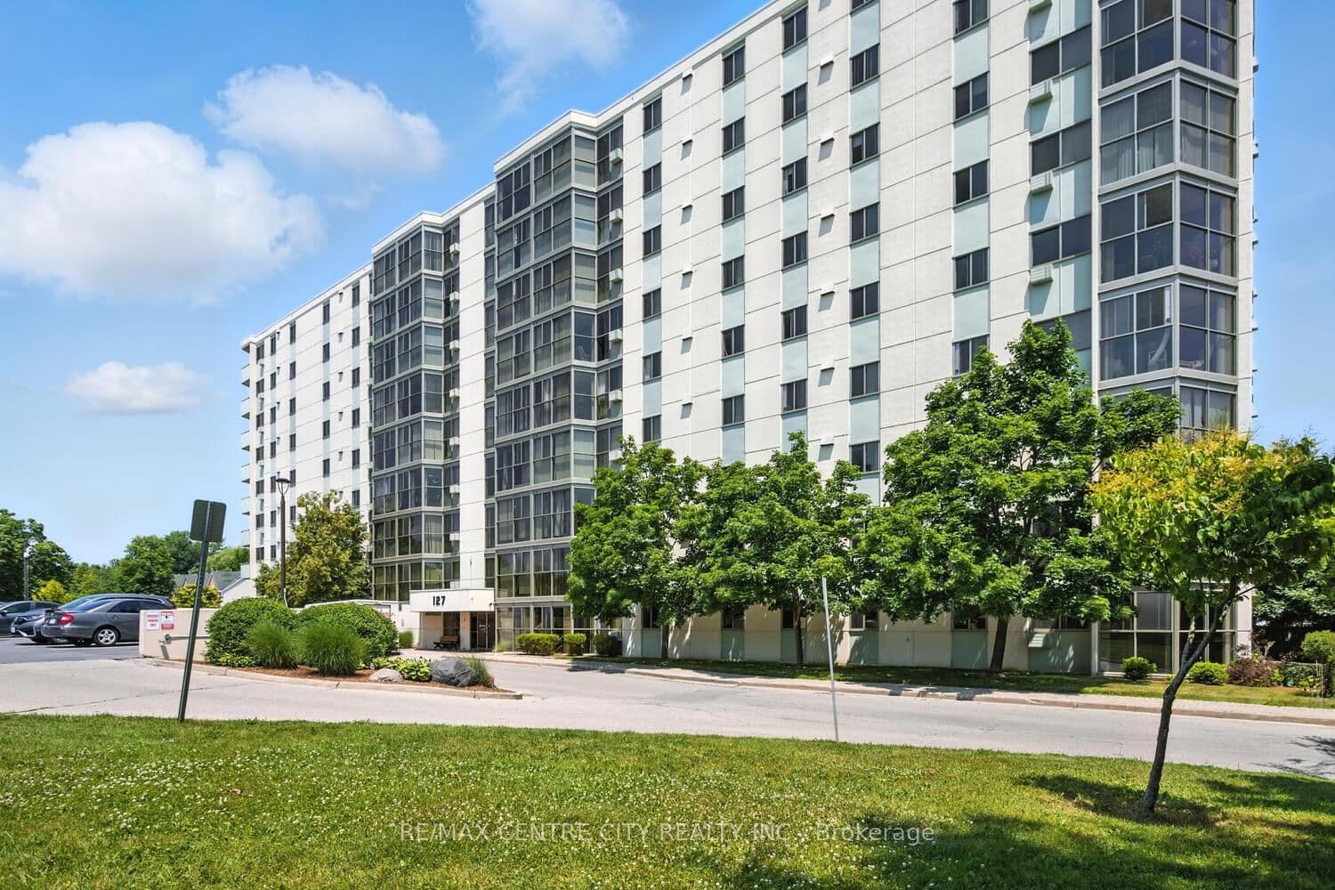 #809 - 127 Belmont Drive