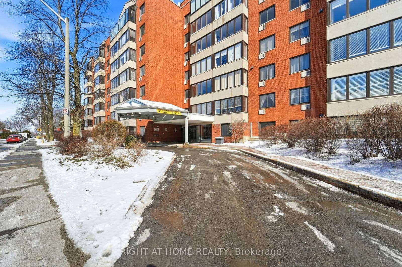 #309 - 225 Alvin Road N