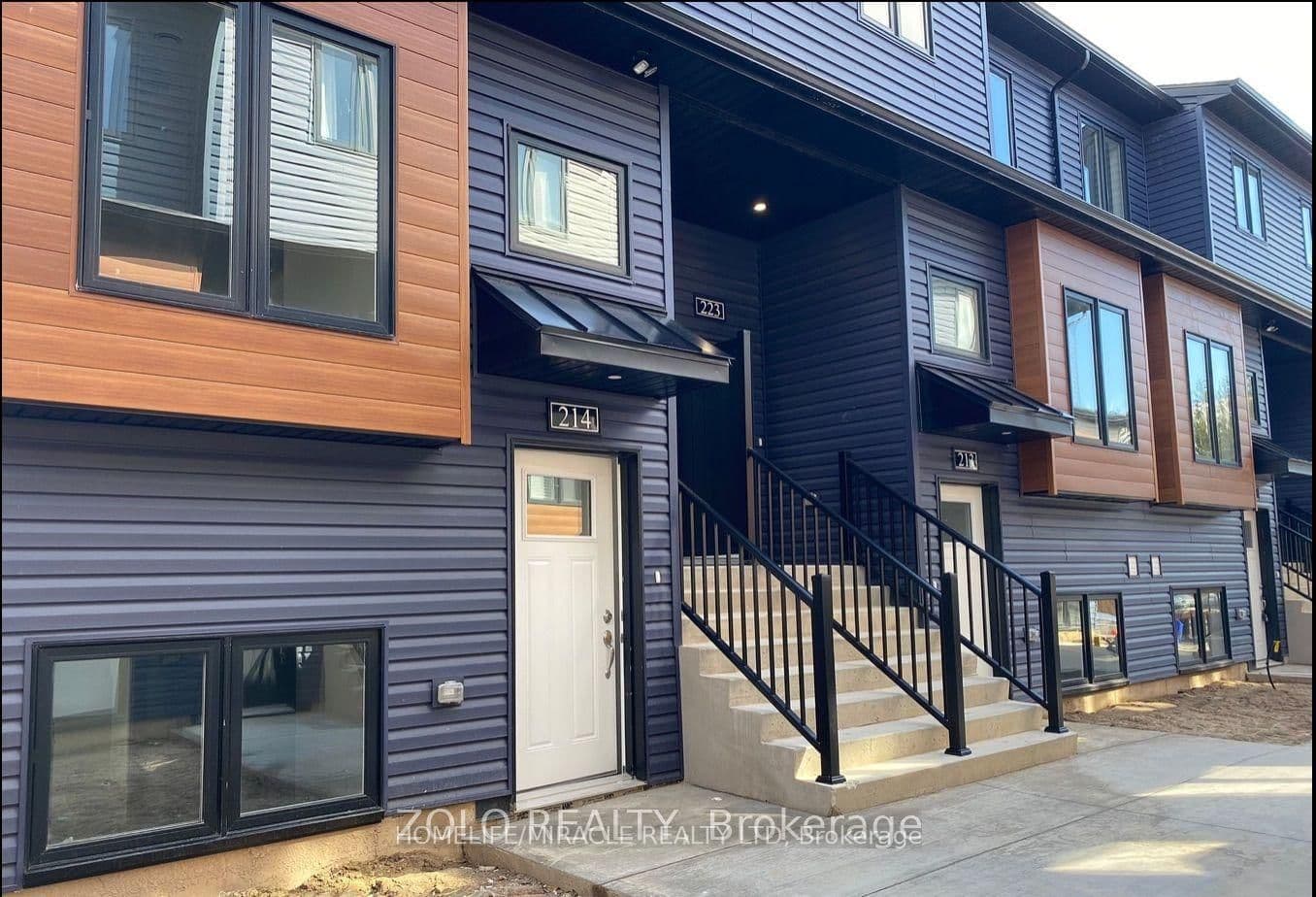 781 Clare Avenue, Unit 223