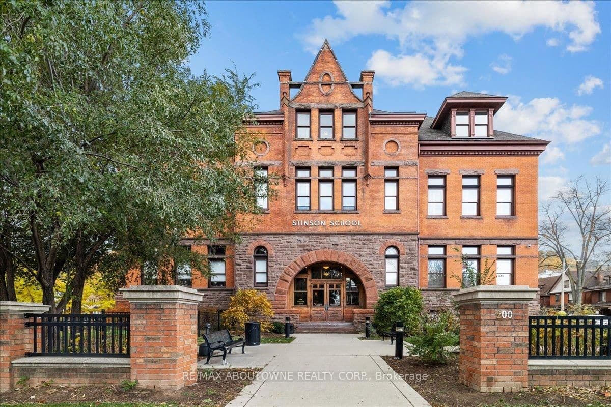 #110 - 200 Stinson Street