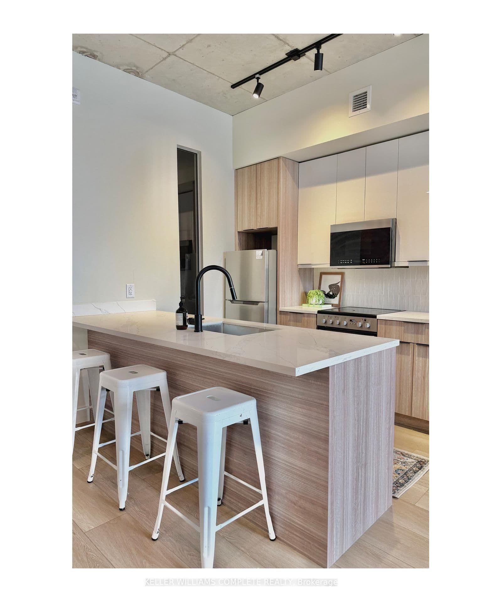 24 Augusta Street, Unit 205