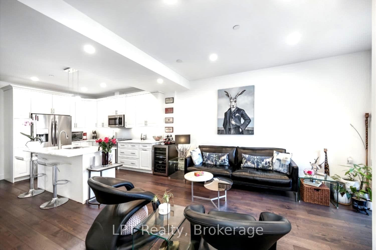 #209 - 135 Orr Street