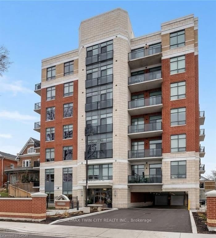 #317 - 399 QUEEN Street S