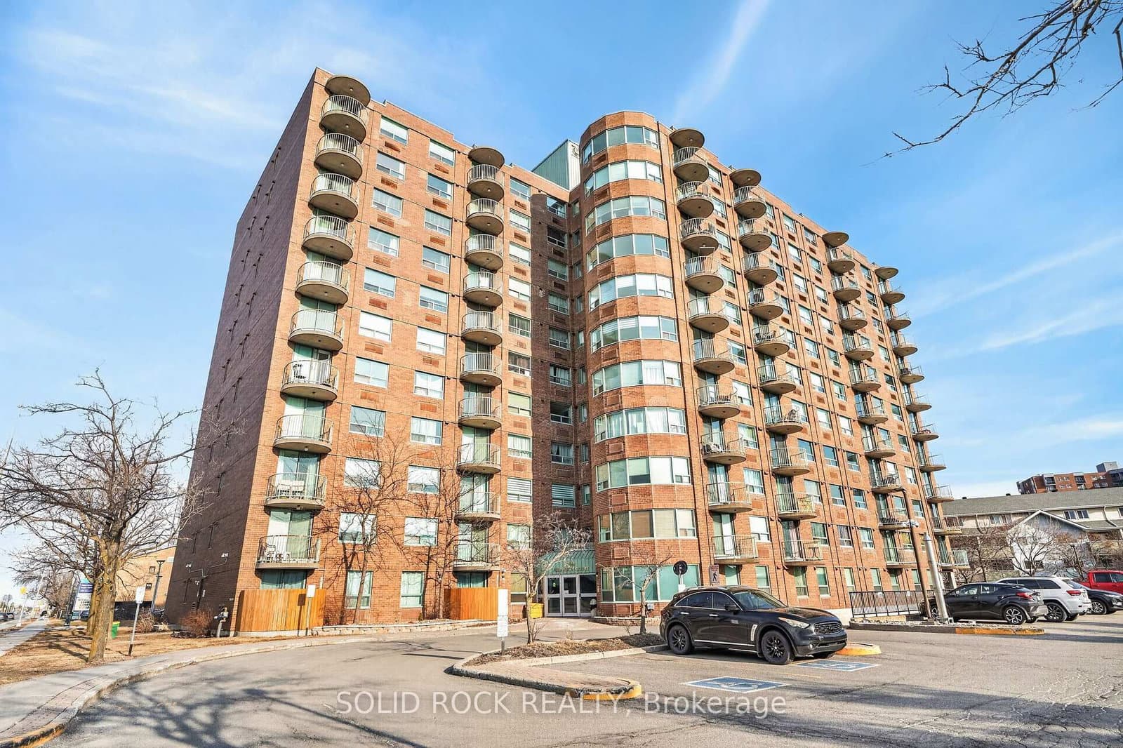 #901 - 1440 Heron Road