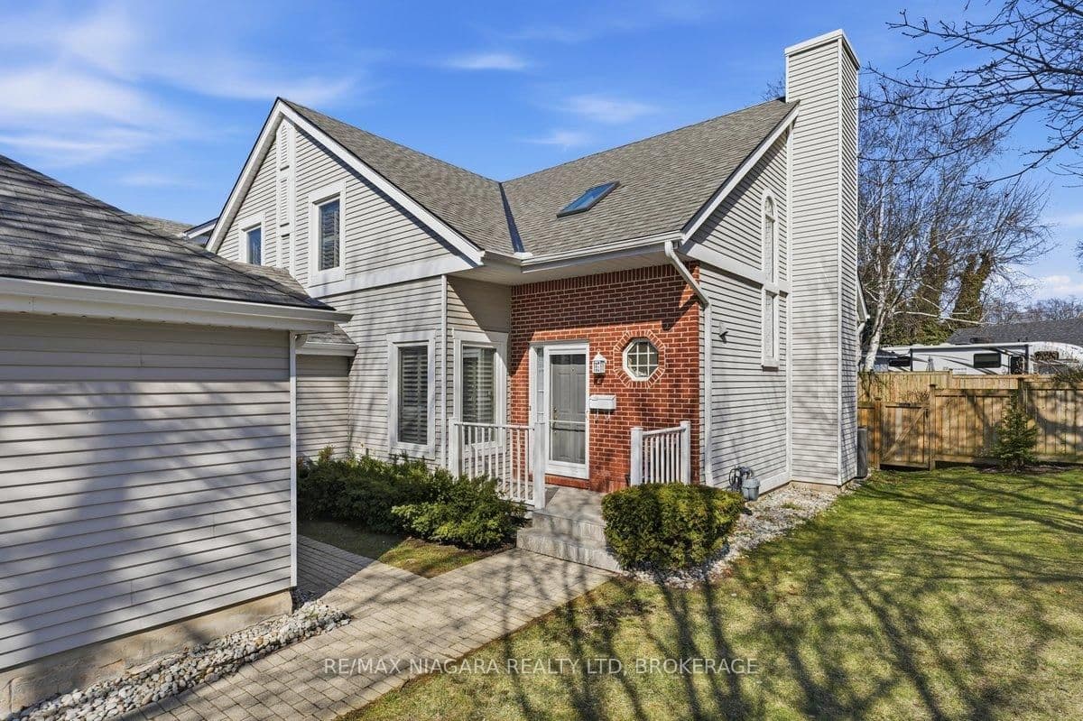 5 Lakeside Drive W, Unit 23