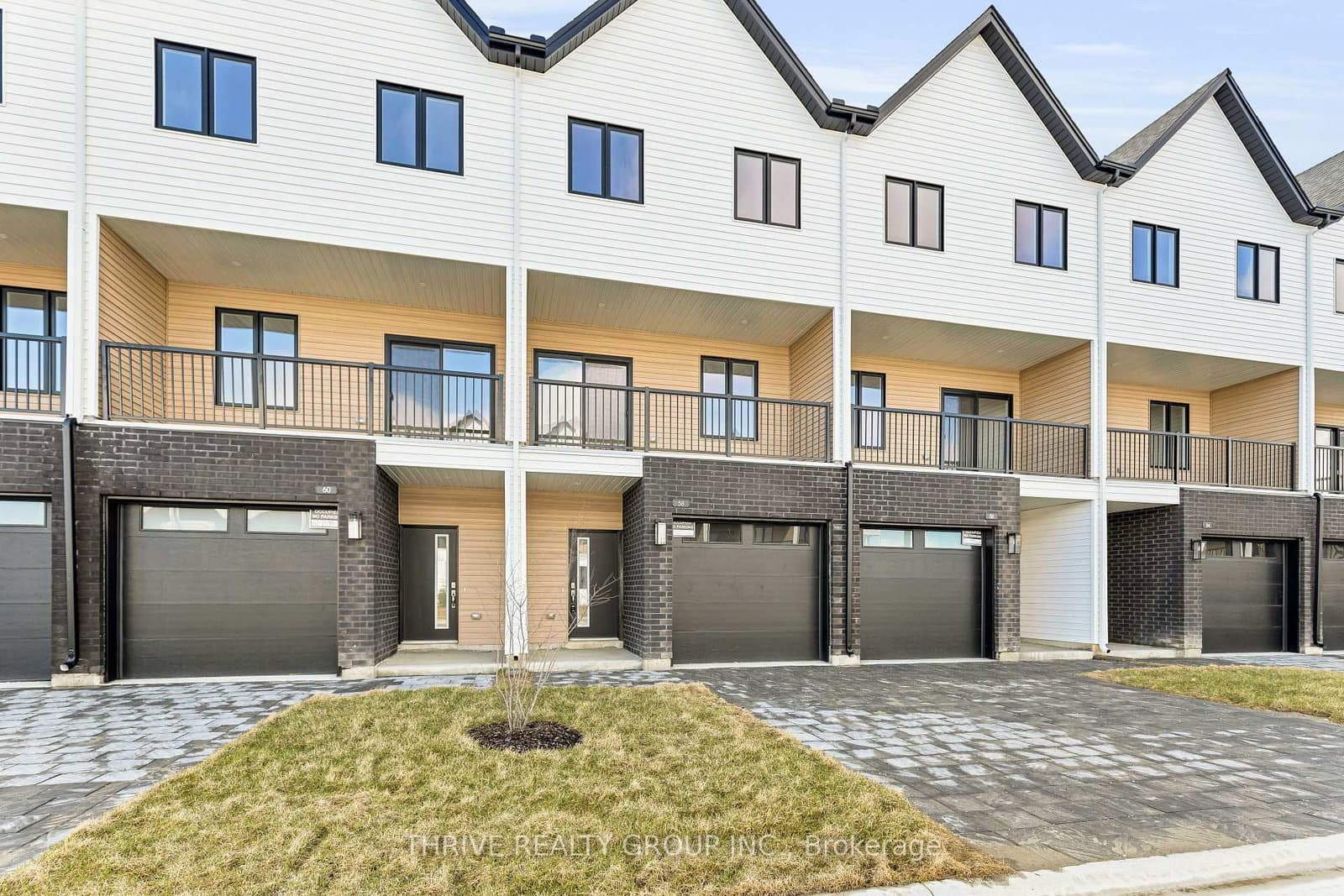 1595 Capri Crescent, Unit 74