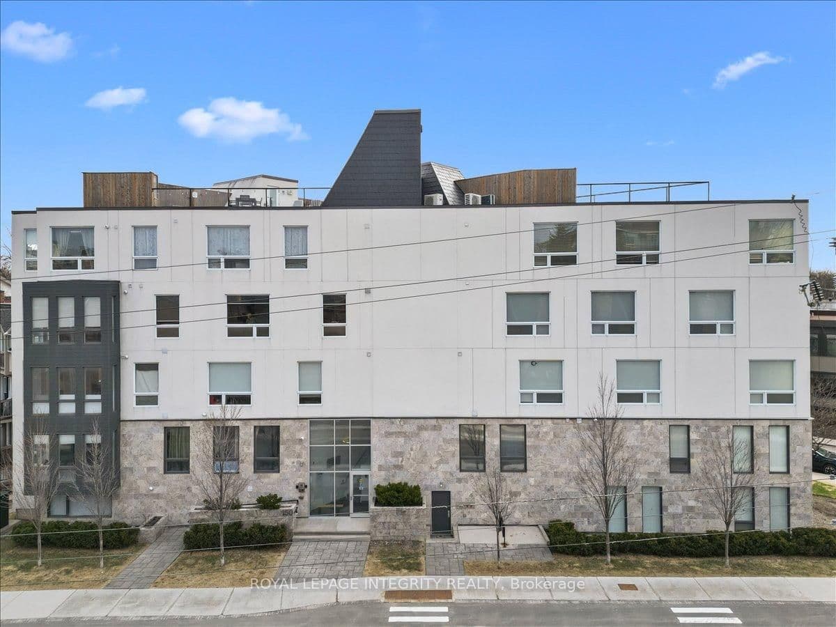 #204 - 150 Greenfield Avenue