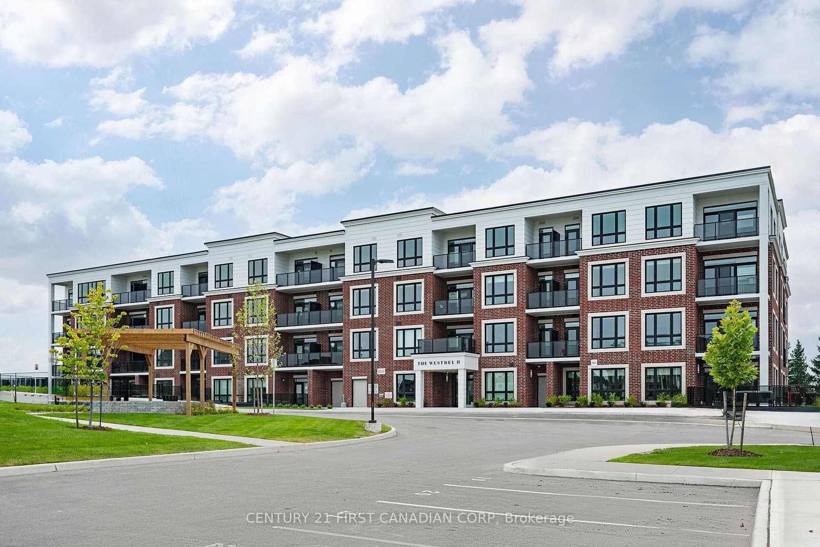 #210 - 1560 Upper West Avenue