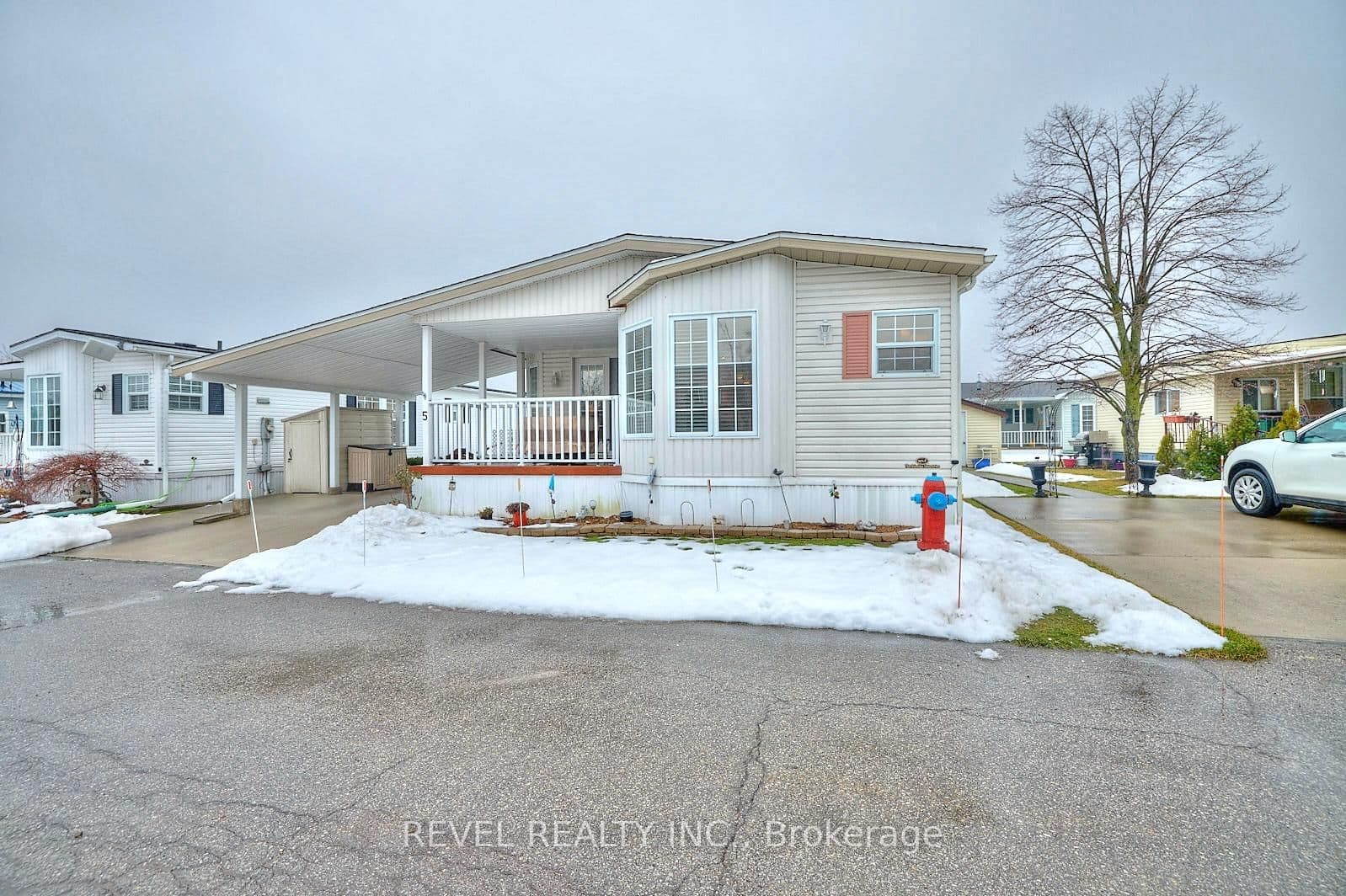 3033 Townline Road, Unit 5