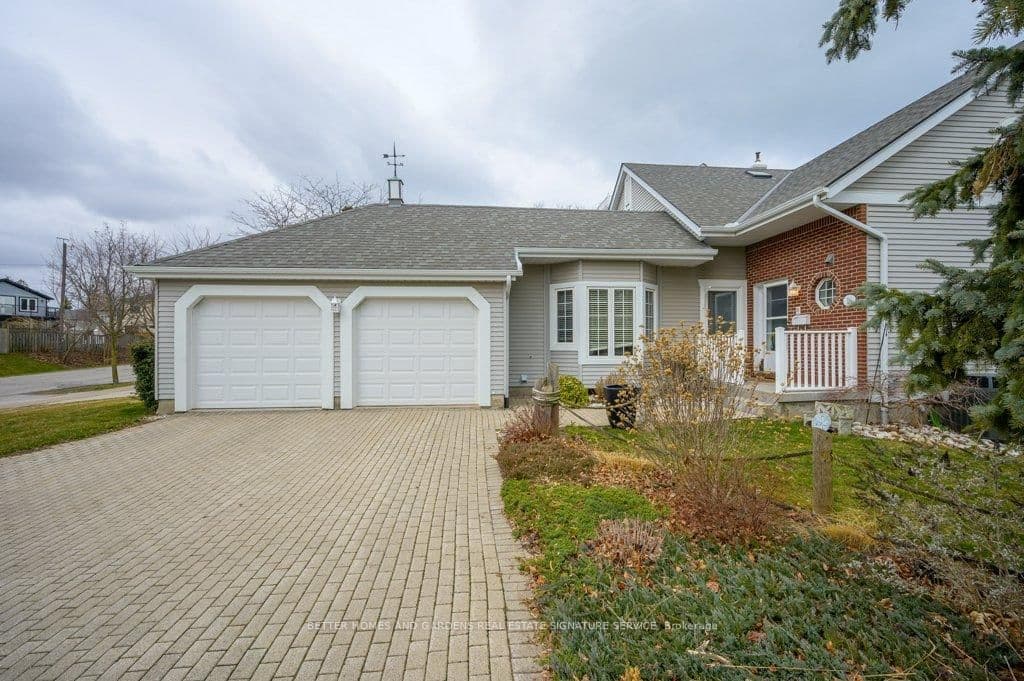 1 Lakeside Drive, Unit 16