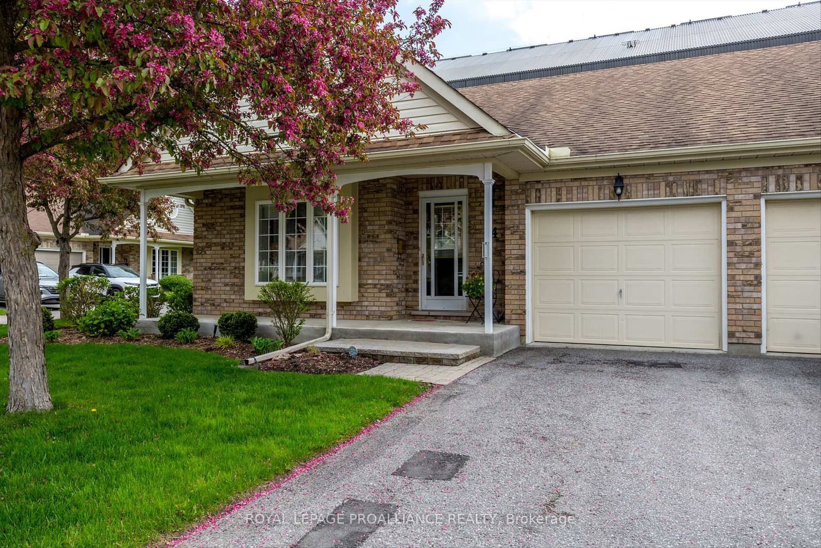 54 Auburn Street, Unit 14