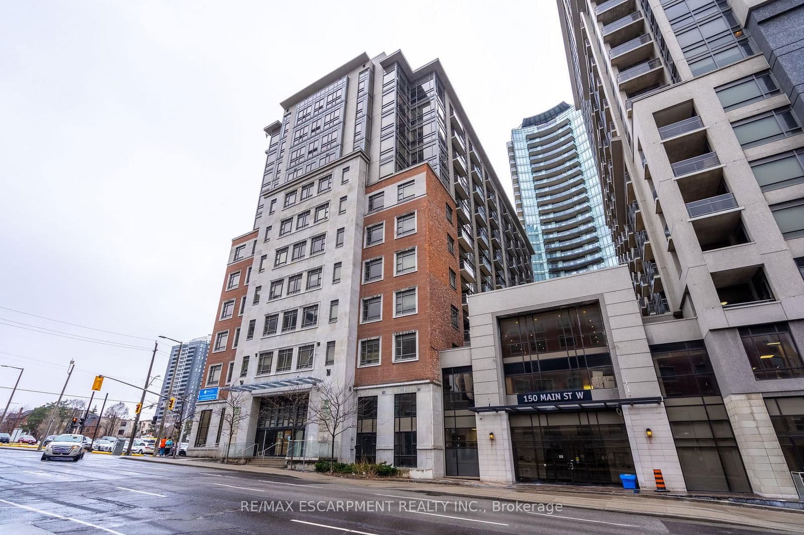 150 Main Street W, Unit 402