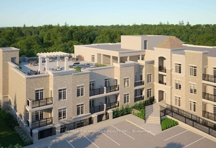 153 Wilson Street W, Unit 202