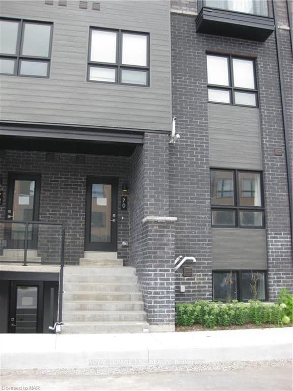 6705 CROPP Street, Unit 70