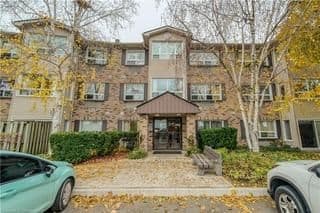 30 Hugo Crescent, Unit 211