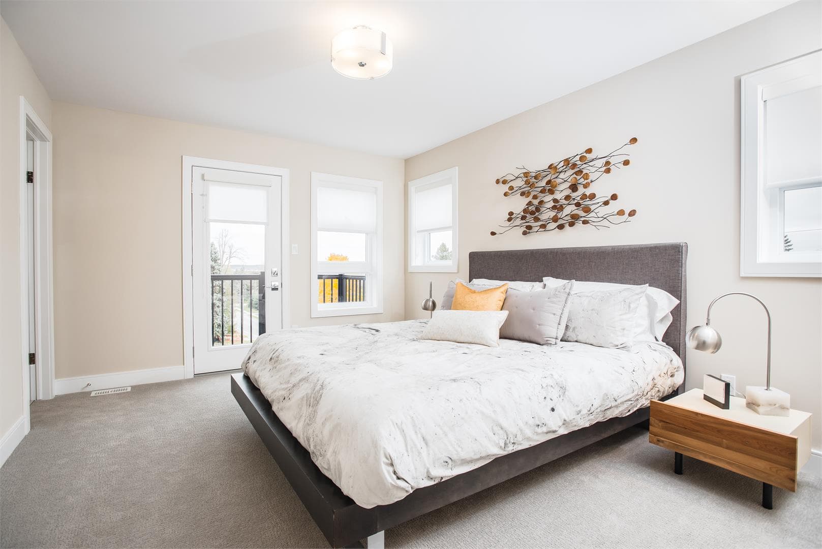 Gallery Towns - Image 10