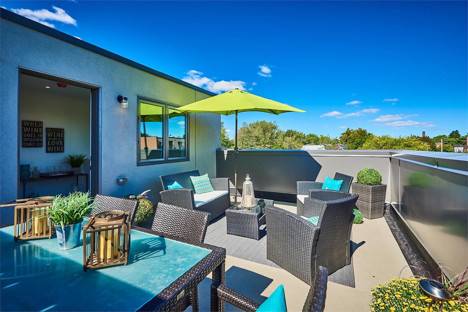 Towns on Curzon - Image 4