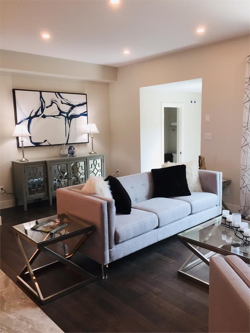 Clair Meadows Towns - Image 5