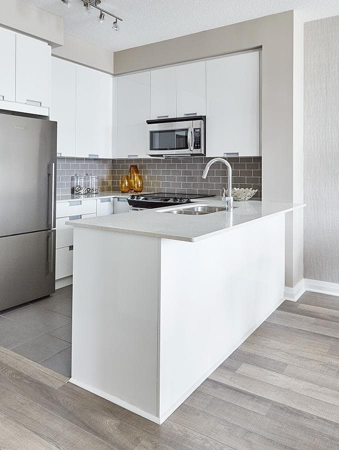 Perla Towers Condos - Image 3