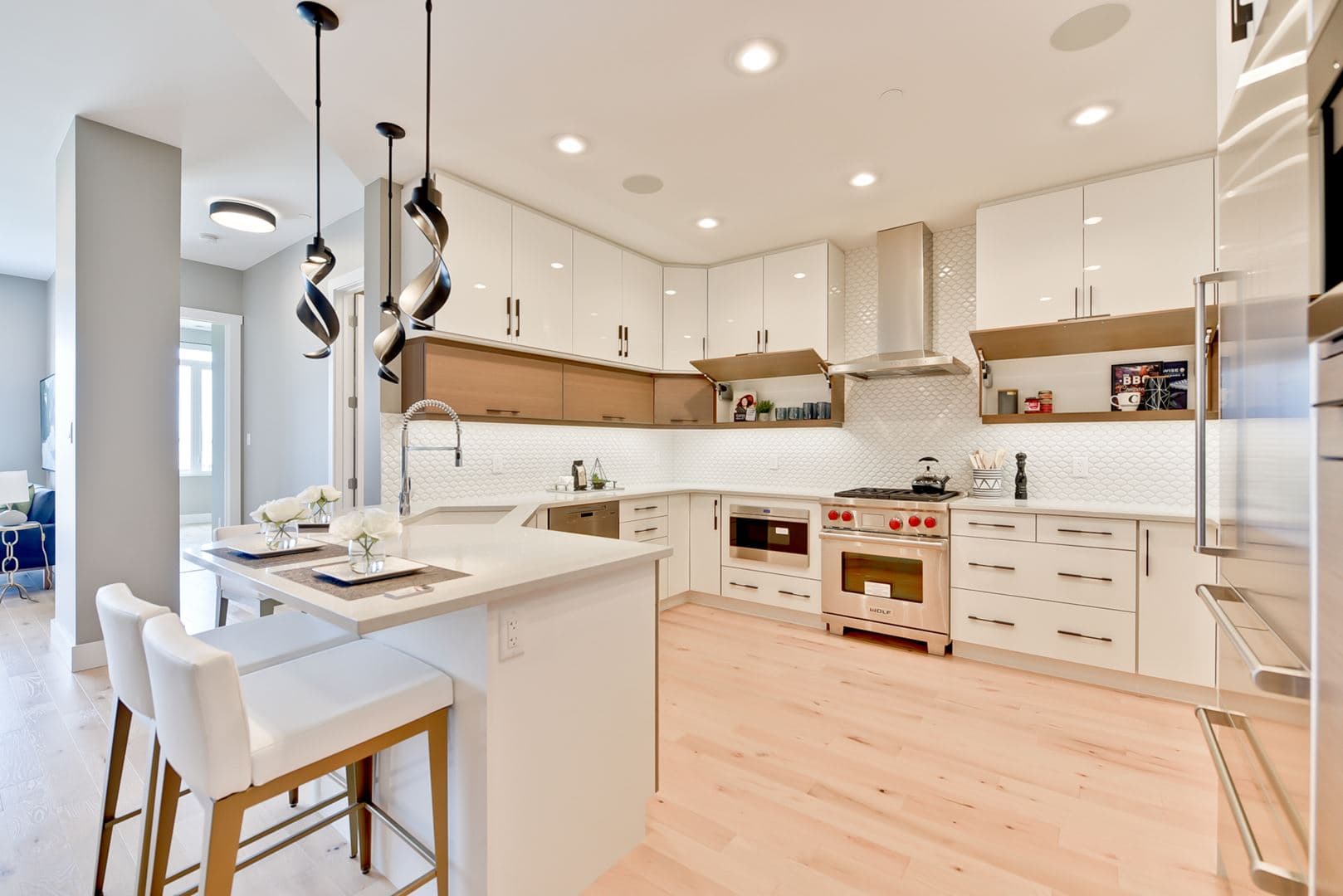 Allure Condos - Image 15