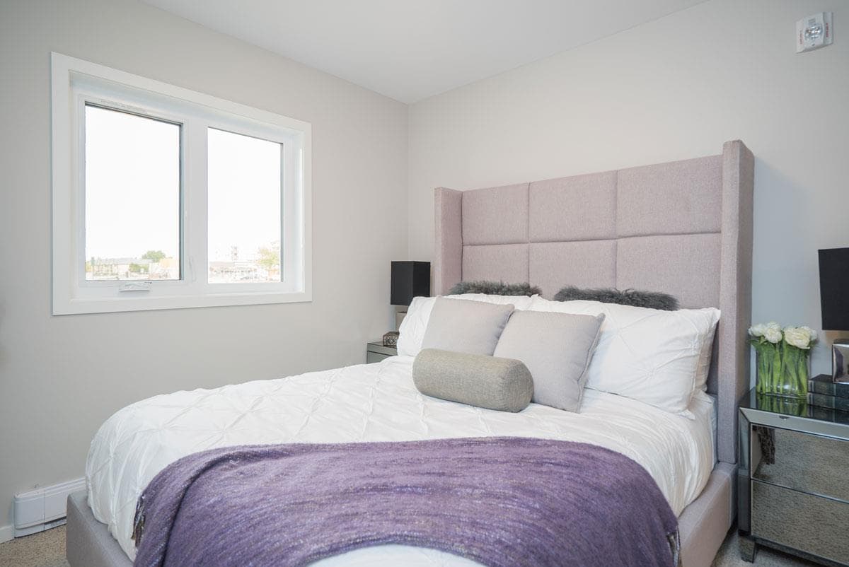 The Charles Condos - Image 20