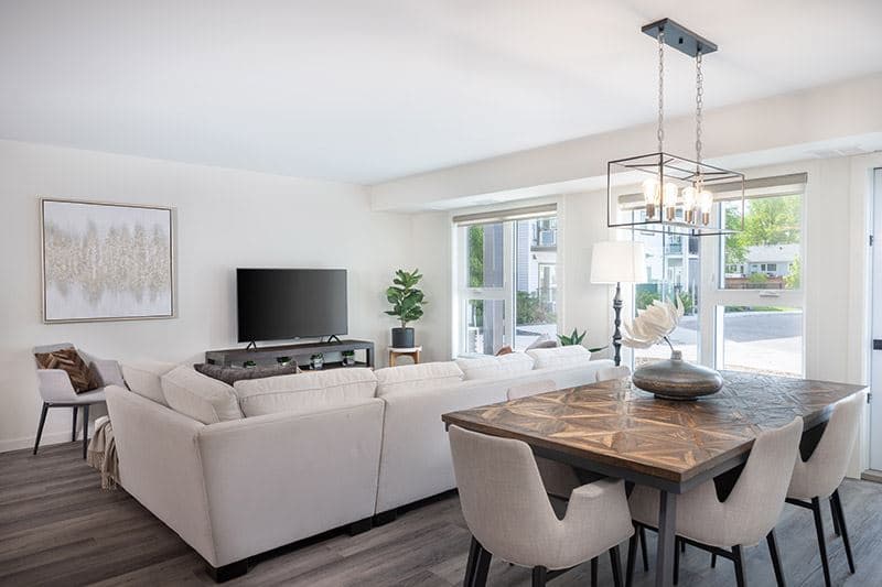 The Charles Condos - Image 10