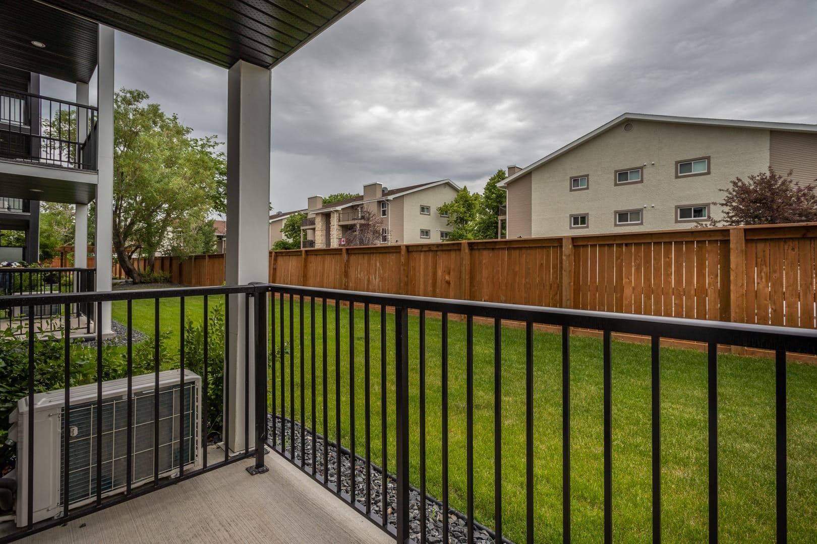 The Charles Condos - Image 3