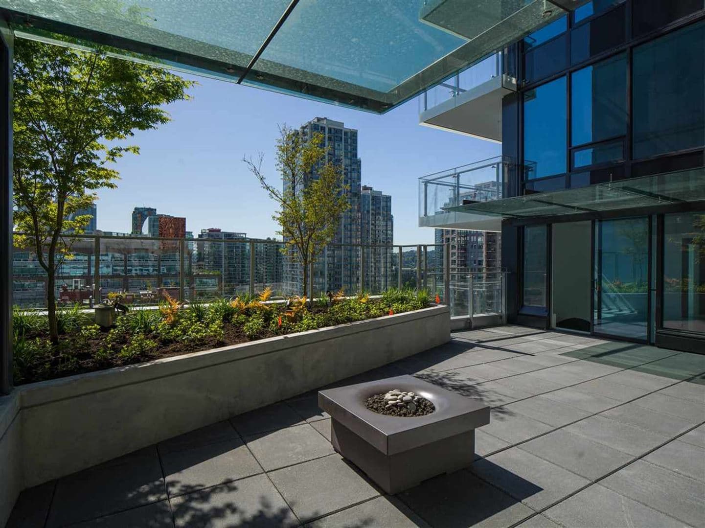 The Smithe Condos - Image 2