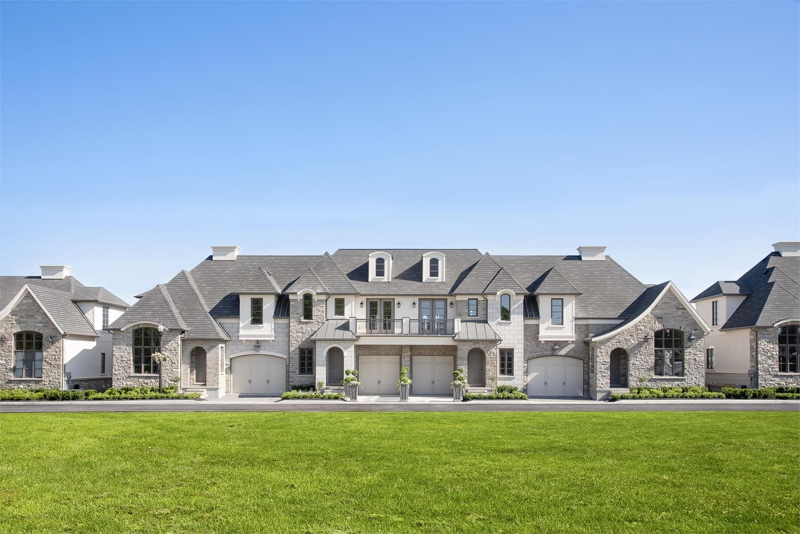 Arbour Vale Condos - Image 17