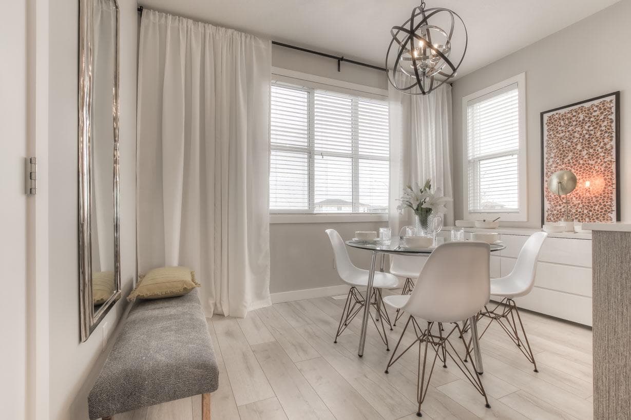 Chelsea Chestermere - Image 7