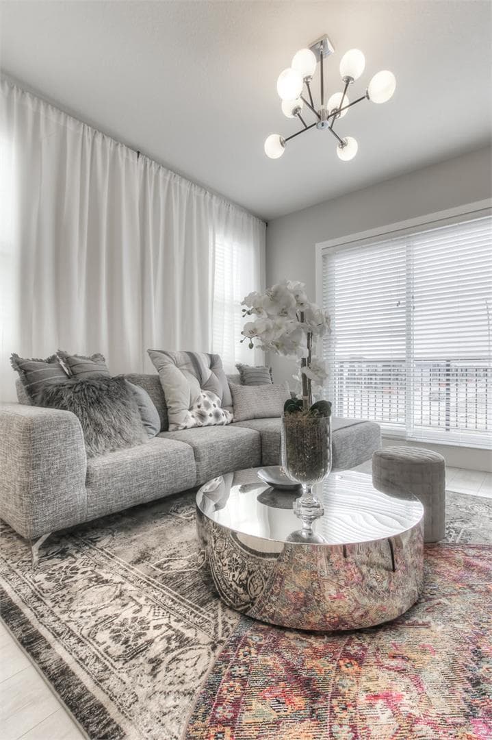 Chelsea Chestermere - Image 6