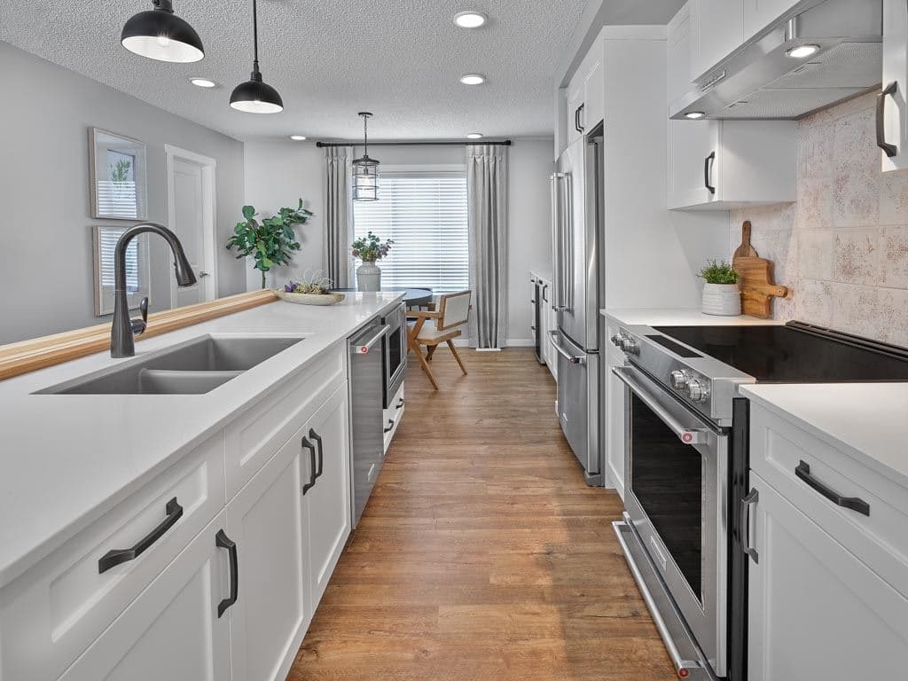 Crystallina Towns - Image 14